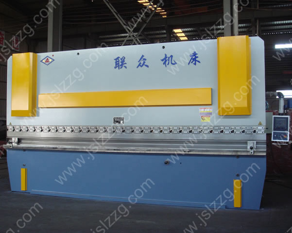 WC67Y液壓闆料折彎機