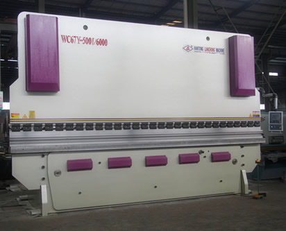 大型出口液壓闆料折彎機