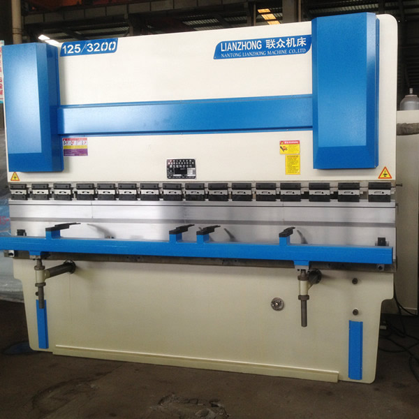 液壓闆料折彎機