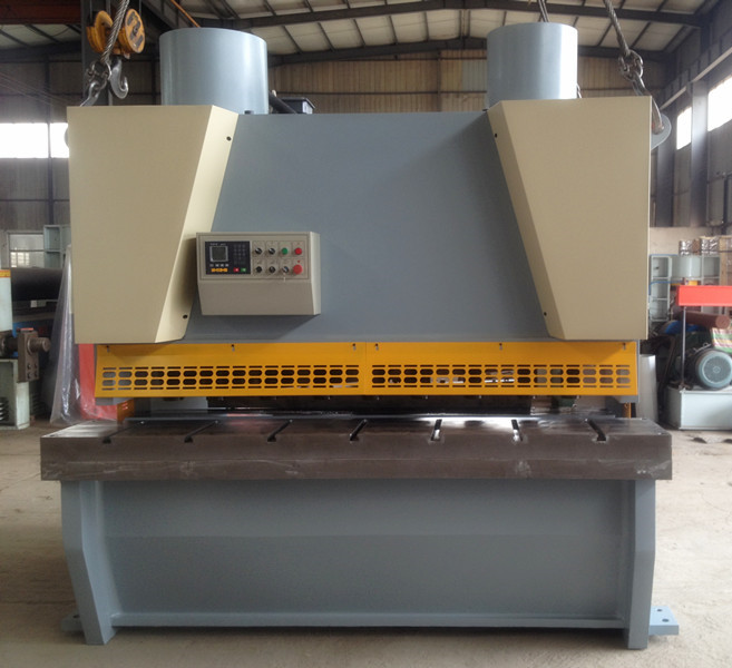 大型液壓閘式剪闆機